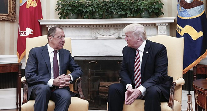 Chuyên gia: Sẽ là "ác mộng” nếu ông Trump tiết lộ bí mật cho Nga ảnh 1