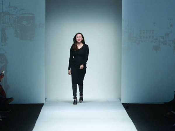 Áo tứ thân và nón quai thao lên sàn diễn thời trang Thượng Hải ảnh 12