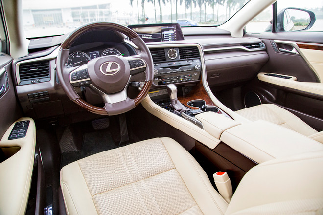 9 lý do khiến mẫu Lexus RX 350 luôn trong tình trạng “cháy hàng” ảnh 3