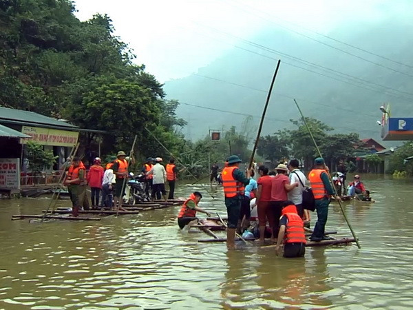 Bão số 11 sẽ còn mạnh lên, ngập lụt vẫn tiếp tục ở Ninh Bình, Hòa Bình ảnh 1