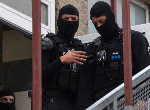 Đức bắt giữ, khám xét một nghi phạm tội ác chiến tranh ở Syria ảnh 1