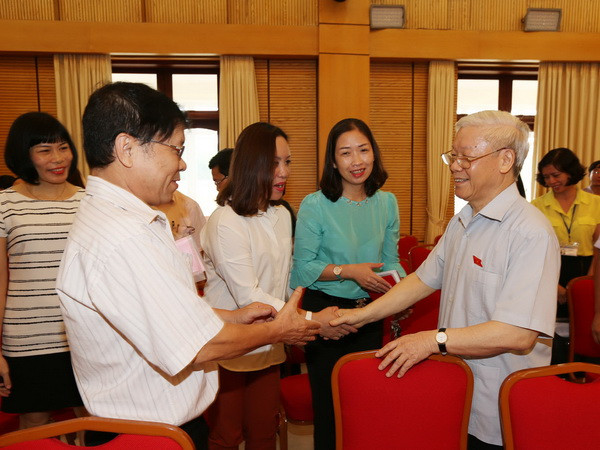 Tổng Bí thư tiếp xúc cử tri các quận Ba Đình, Hoàn Kiếm của Hà Nội ảnh 1