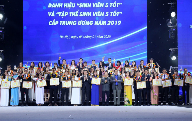 Hội Sinh viên Việt Nam vinh dự đón nhận Huân chương Độc lập hạng Nhất ảnh 2