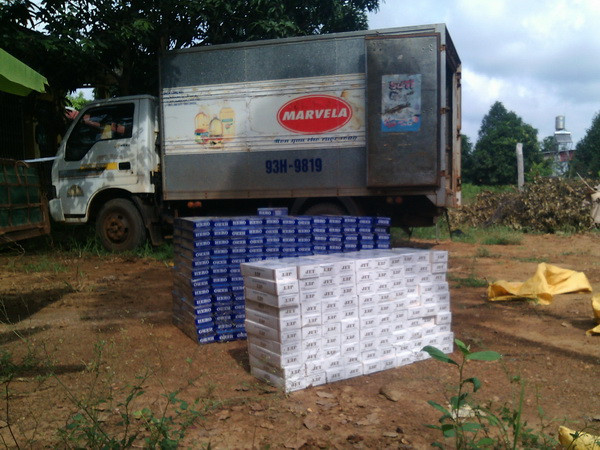 Bà Rịa-Vũng Tàu: Bắt vụ vận chuyển thuốc lá lậu quy mô lớn nhất ảnh 1