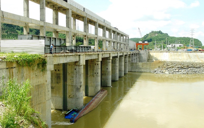 Tuyên Quang: Sớm trục vớt tàu bị đắm khu vực Thủy điện Sông Lô 8B ảnh 1