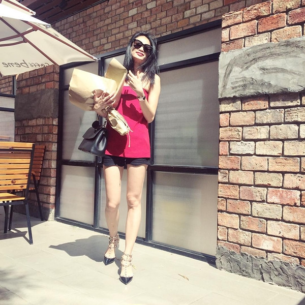 Thanh Hằng "chất lừ" đọ phong cách cùng Hà Tăng và Hà Hồ ảnh 15