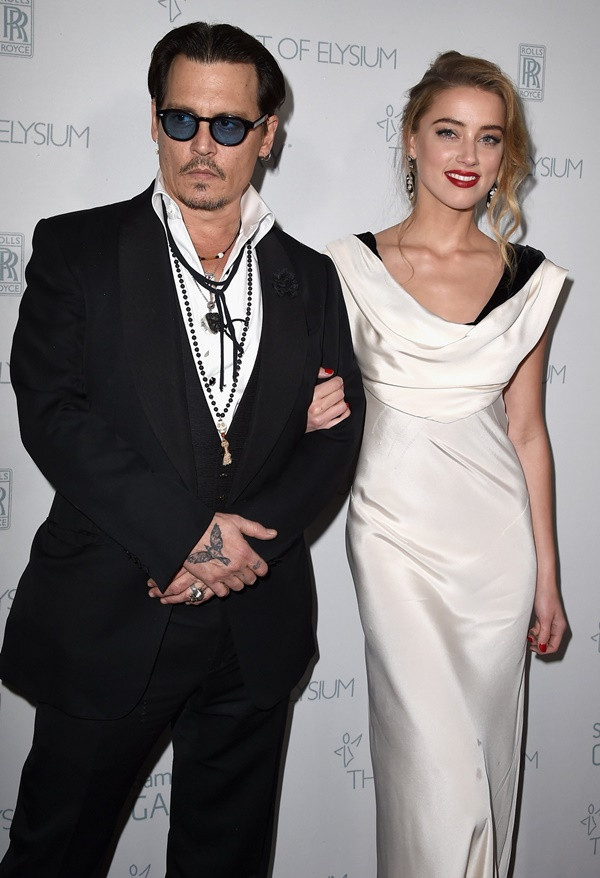 Johnny Depp - ông hoàng rách rưới mê phụ kiện và trang sức ảnh 13
