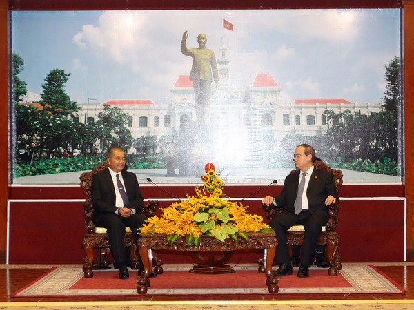 Thắt chặt hơn nữa mối quan hệ giữa TP.HCM với các địa phương Lào ảnh 1