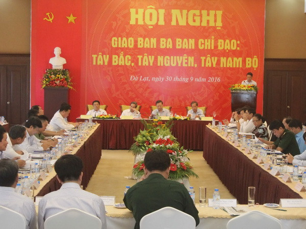 Ba Ban chỉ đạo ký kết thỏa thuận phối hợp thông tin với TTXVN ảnh 1