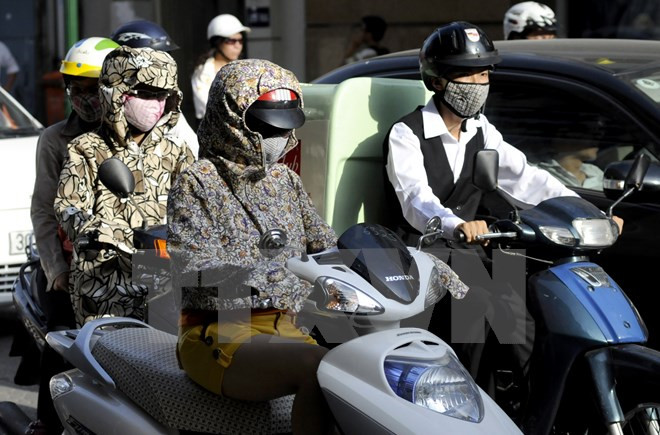 Nắng nóng xuất hiện ở khu vực Tây Bắc Bộ, có nơi trên 36 độ C ảnh 1