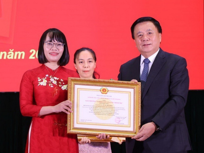 ttxvn_nghien cuu ly luan.jpg