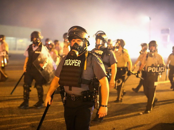 Mỹ mở cuộc điều tra quy mô lớn nhằm vào cảnh sát Ferguson ảnh 1