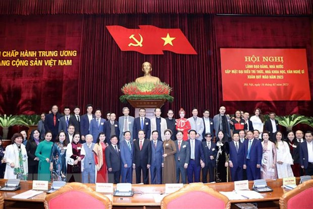 Phát huy tối đa vai trò đội ngũ trí thức, phát triển bền vững đất nước ảnh 1