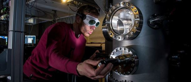 Anh gia hạn bảo lãnh tài chính cho các dự án khoa học Horizon của EU ảnh 1