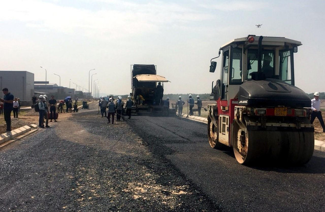 Xây dựng đường giao thông từ phế liệu nhựa đầu tiên tại Hải Phòng ảnh 1