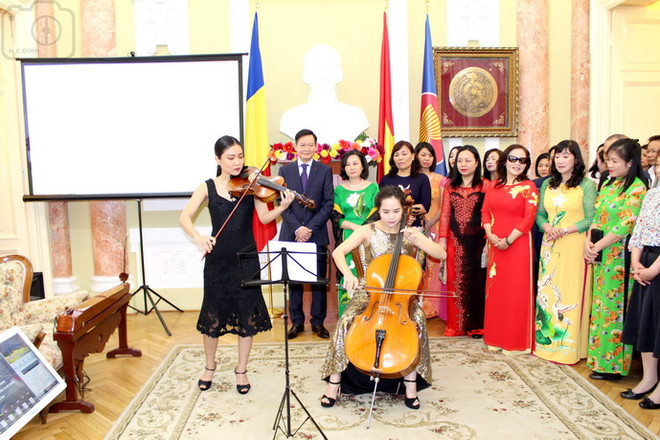 Nồng ấm mối quan hệ hữu nghị đoàn kết Việt Nam-Romania ảnh 4