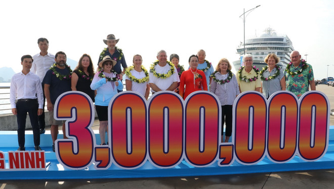 ttxvn_quang ninh khach quoc te (2).jpg