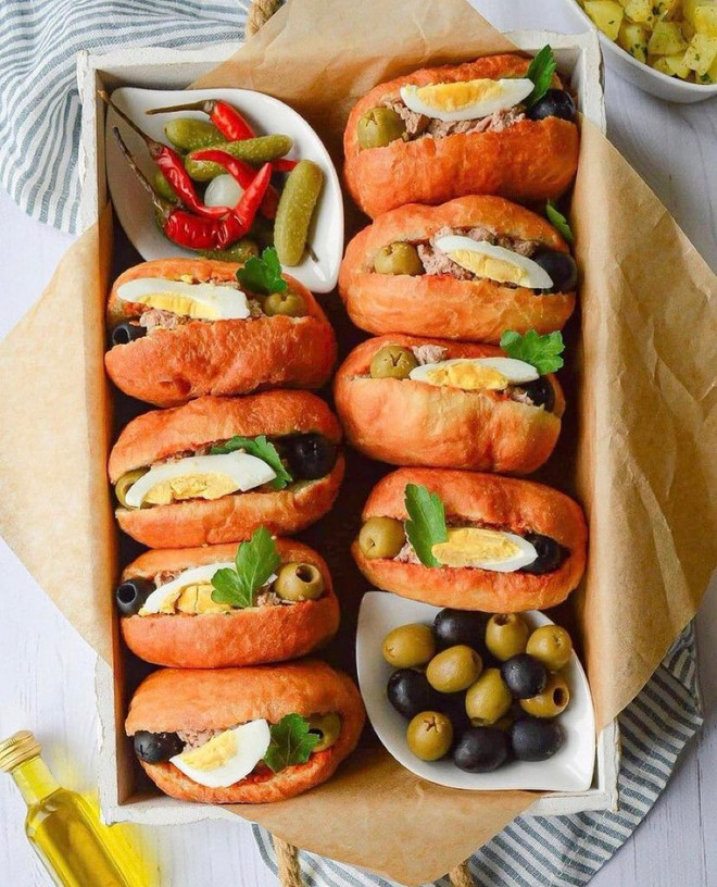 Khám phá 24 món bánh mỳ kẹp ngon nhất thế giới ảnh 13