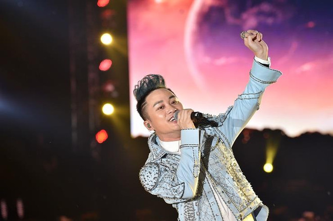 Âm thanh và ánh sáng đỉnh cao vẽ lên vẻ đẹp của thành phố biển hồ ảnh 6