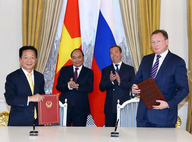 Thủ tướng Nguyễn Xuân Phúc và Thủ tướng Nga Dmitry A. Medvedev chứng kiến lễ ký giữa Tập đoàn T&T Group và Tập đoàn dầu khí Zarubezhneft Tập đoàn T&T Group thành lập công ty tại Liên bang Nga ảnh 5