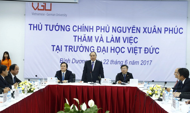 Thủ tướng Chính phủ Nguyễn Xuân Phúc thăm Đại học Việt Đức ảnh 2
