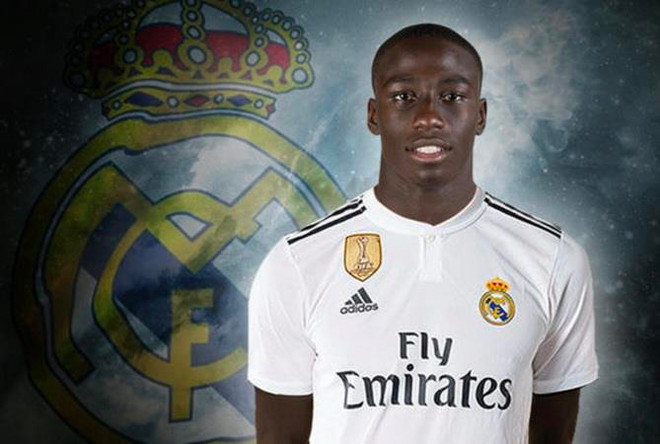 Ferland Mendy là tân binh thứ 5 của Real Madrid. (Nguồn: Marca) Chi 50 triệu euro, Real Madrid chính thức có thêm 'bom tấn' ảnh 1