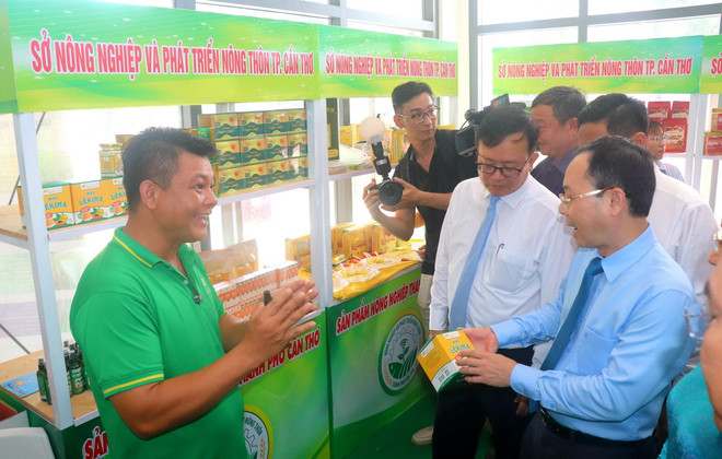 ttxvn can_tho_khai_mac_hoi_cho_nong_nghiep_quoc_te_viet_nam_2024_3_resize.jpg