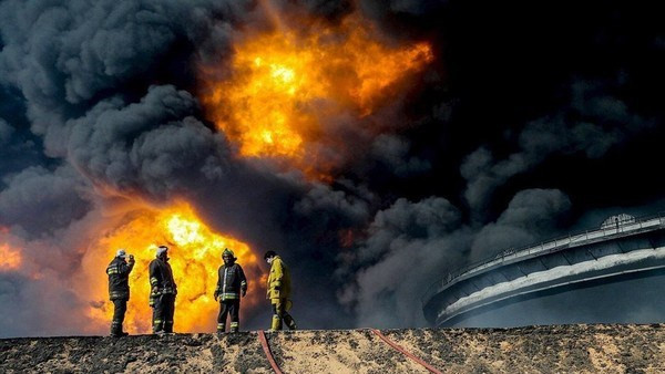 Libya: Lực lượng Tướng Haftar thừa nhận để mất cảng dầu khí ảnh 1