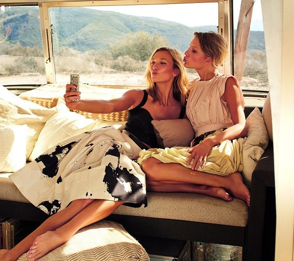 Người mẫu mạng xã hội đang từng bước thống trị sàn catwalk ảnh 7