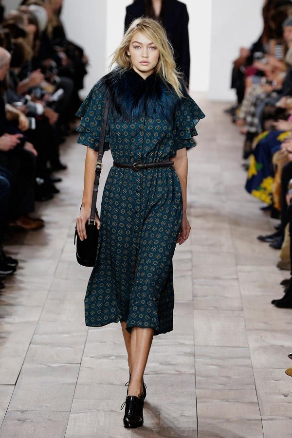 Người mẫu mạng xã hội đang từng bước thống trị sàn catwalk ảnh 5