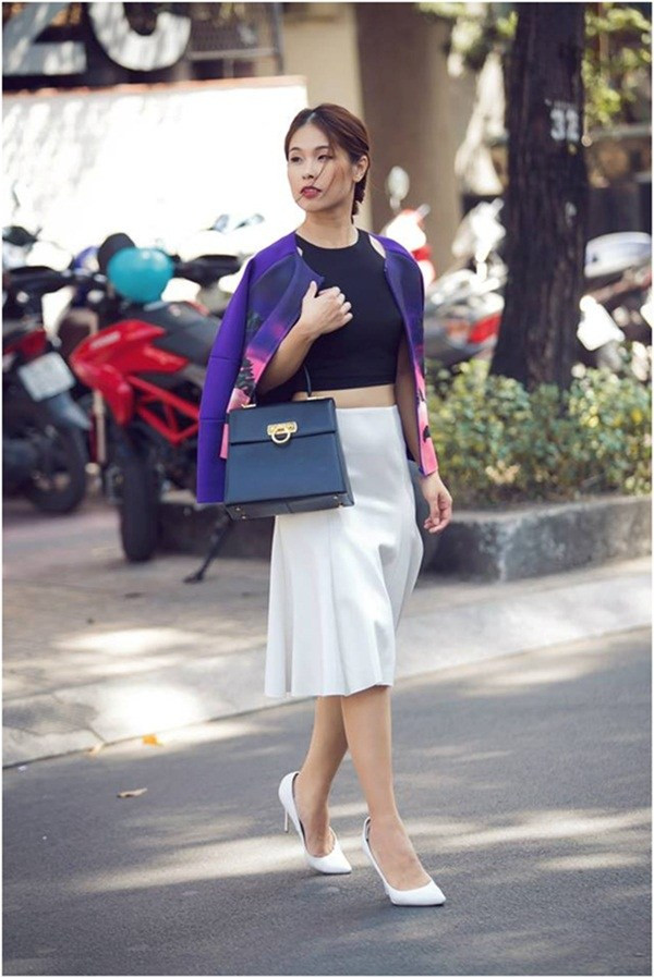 Xuống phố ngày nắng cùng các quý cô thời trang Sài Gòn ảnh 1