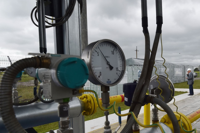 Nga cân nhắc giảm giá khí đốt và cấp các khoản vay cho Hy Lạp ảnh 1