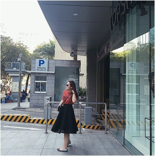 Xuống phố ngày nắng cùng các quý cô thời trang Sài Gòn ảnh 8
