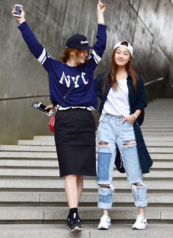 Tín đồ thời trang Hàn Quốc "đại náo" sàn diễn đường phố Seoul ảnh 7