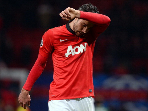 Tin 3/2: Wenger cay cú vụ Kallstrom, Ronaldo đánh đối phương ảnh 3