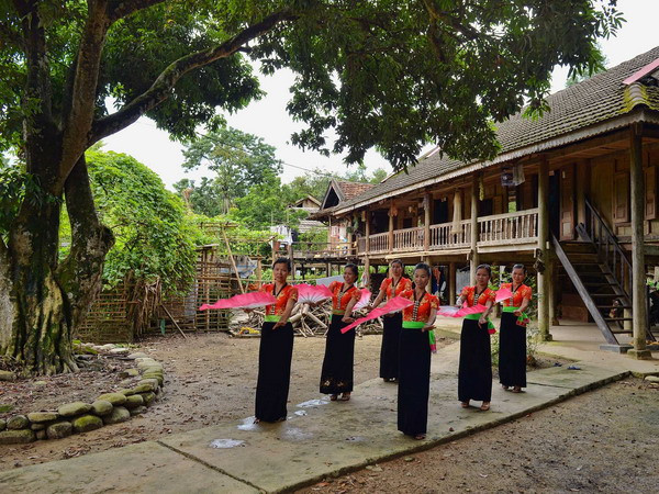 Bảo tồn nhà sàn truyền thống đồng bào các dân tộc thiểu số ảnh 1