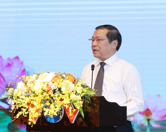 Đồng chí Lại Xuân Môn, Ủy viên Trung ương Đảng, Phó Trưởng Ban Thường trực Ban Tuyên giáo Trung ương phát biểu kết luận hội nghị. (Ảnh: Phương Hoa/TTXVN) ttxvn_giao ban bao chi (3).jpg