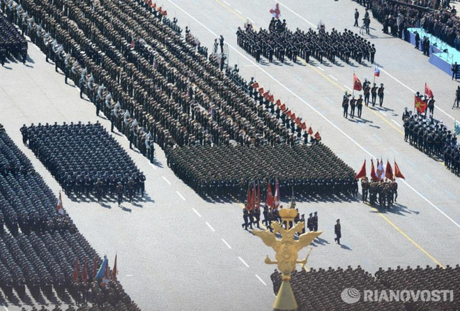 Dàn vũ khí hiện đại của Nga diễu qua Quảng trường Đỏ ảnh 5