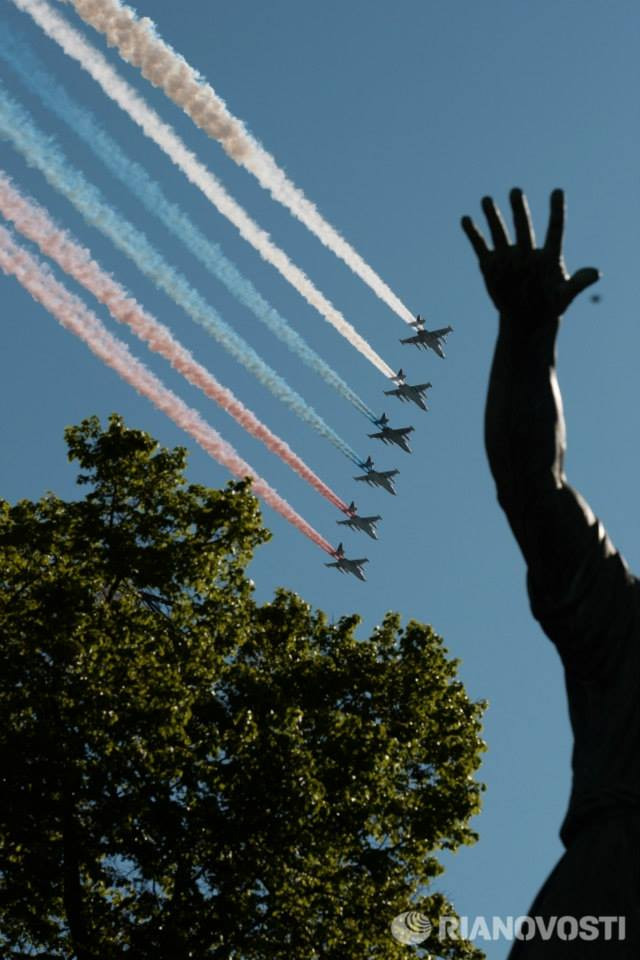 Dàn vũ khí hiện đại của Nga diễu qua Quảng trường Đỏ ảnh 13