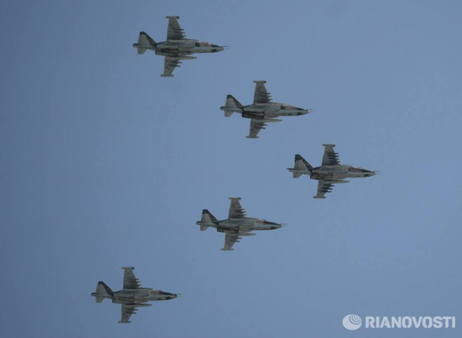 Dàn vũ khí hiện đại của Nga diễu qua Quảng trường Đỏ ảnh 18