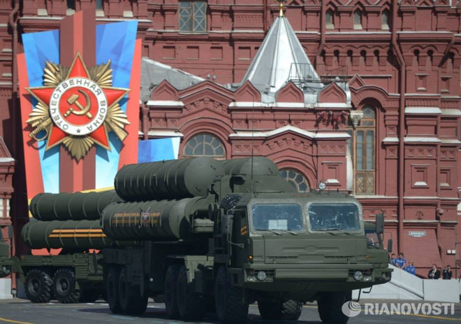 Dàn vũ khí hiện đại của Nga diễu qua Quảng trường Đỏ ảnh 10