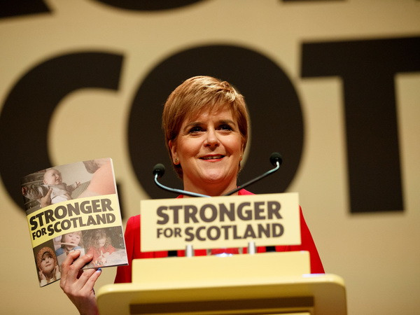 Thủ hiến Scotland Nicola Sturgeon. (Nguồn: EPA/TTXVN) Scotland hoãn kế hoạch tiến hành trưng cầu ý dân về độc lập ảnh 1