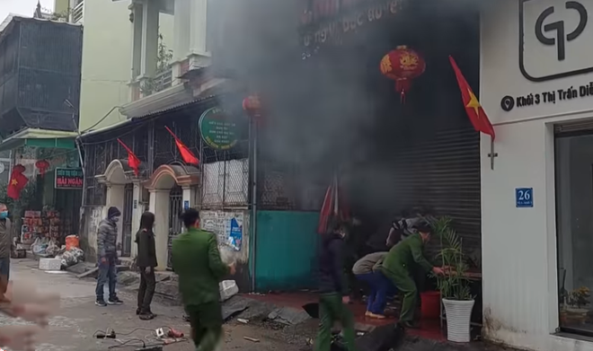 Nghệ An: Hỏa hoạn xảy ra tại quán bún mẹt, chủ quán tử vong ảnh 1