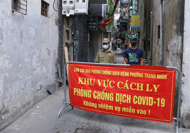 Giám đốc Bệnh viện Phổi chia sẻ cách theo dõi sức khỏe F0 sau điều trị ảnh 1