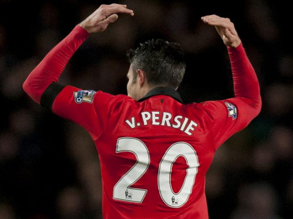 Van Persie vững ngôi đầu tốp ngôi sao có áo đấu bán chạy nhất ảnh 1