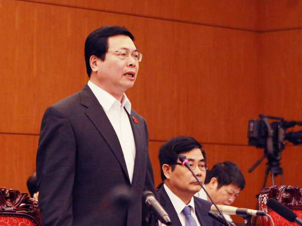 Chất vấn Bộ trưởng Công Thương về quản lý giá điện, xăng ảnh 1