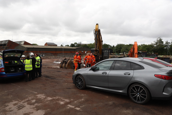 ĐSQ Việt Nam làm việc với giới chức sở tại về vụ hỏa hoạn ở Manchester ảnh 3