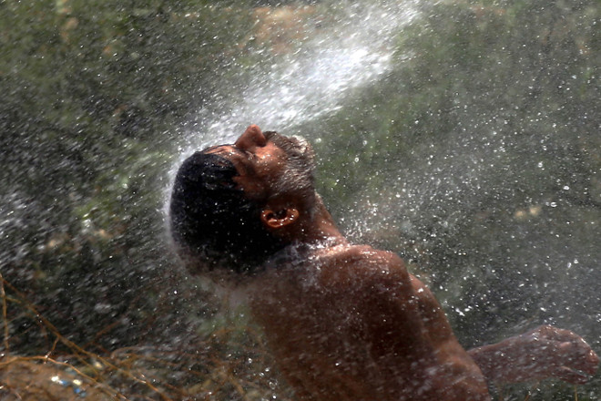 Nắng nóng gay gắt đang đe dọa an ninh năng lượng toàn cầu ảnh 1