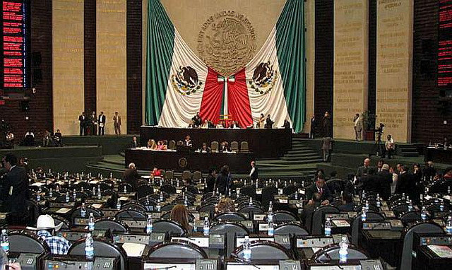 Mexico khởi động chiến dịch tranh cử giữa nhiệm kỳ năm 2015 ảnh 1