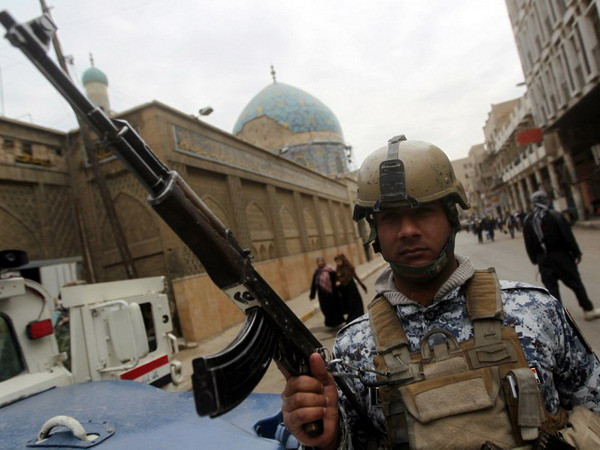 Đánh bom đẫm máu ở Iraq, hơn 30 người thương vong ảnh 1